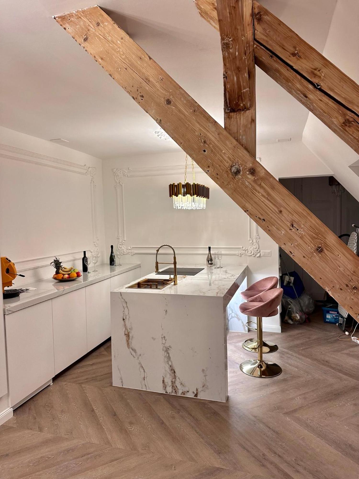 Ferienwohnung Vip Jacuzzi Luxury Budapest Exterior foto